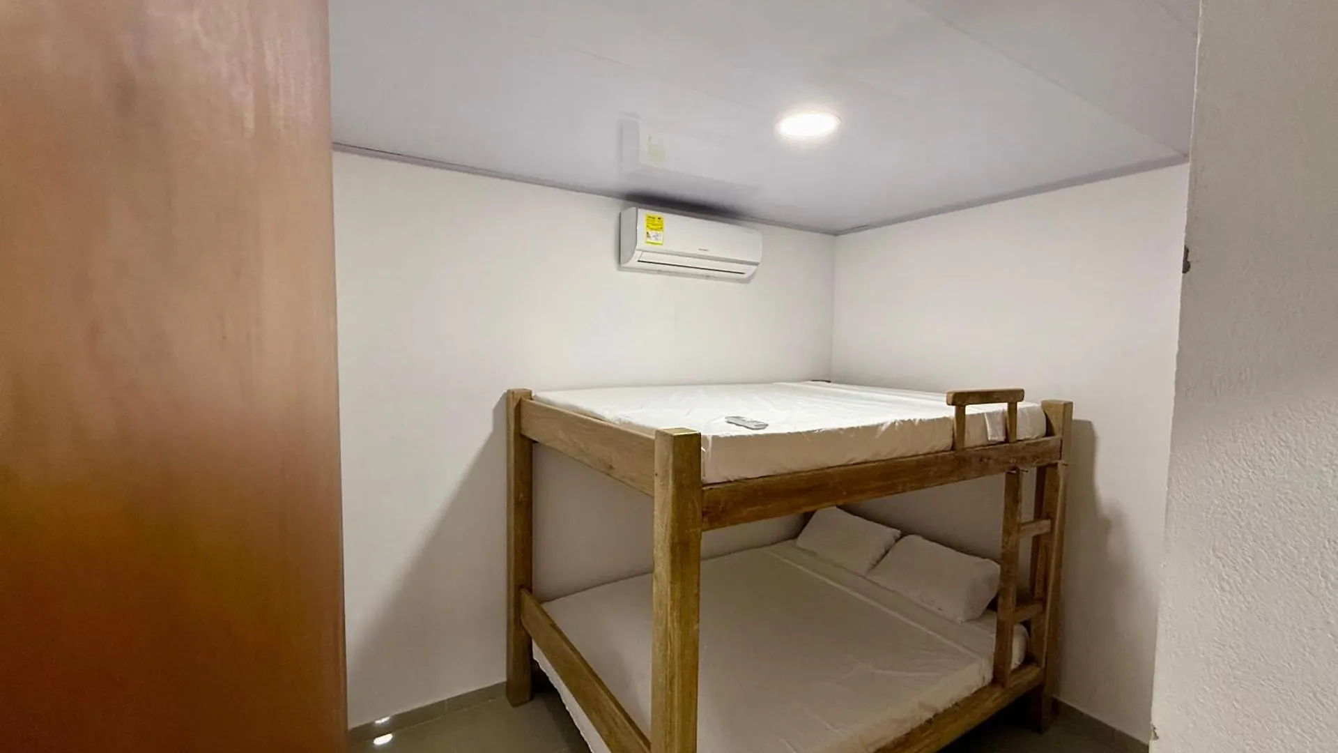 Gairaka Apartment Santa Marta